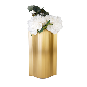 Astor Vase, Gold
