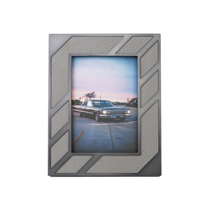 Front view of silver photoframe