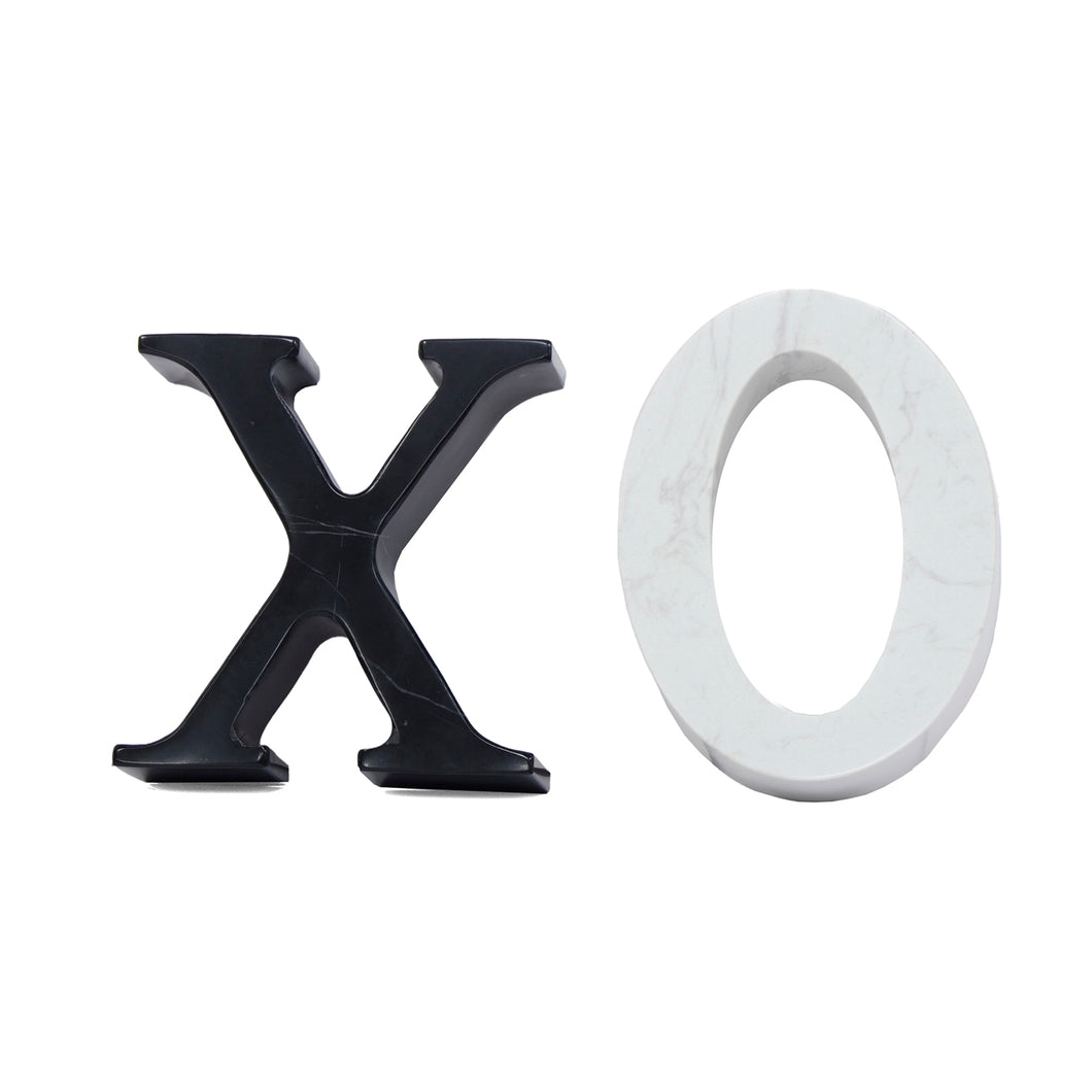 XO Sculpture, Black and White Marble